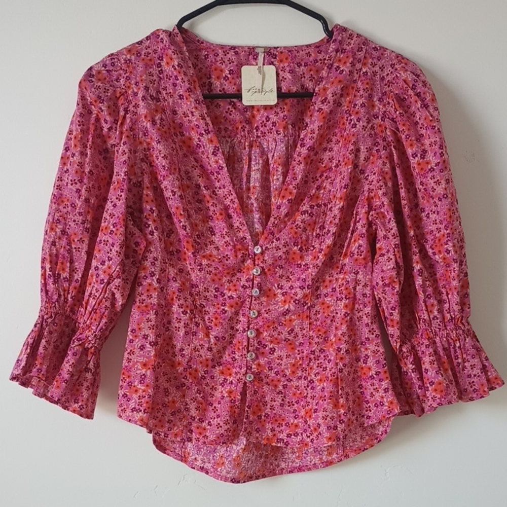 Free People Pink Floral Blouse with Button Detail - Picture 4 of 10